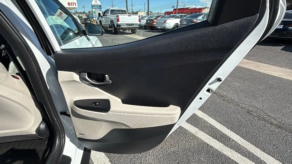 2019 Hyundai Veloster N - Image 19 of 20