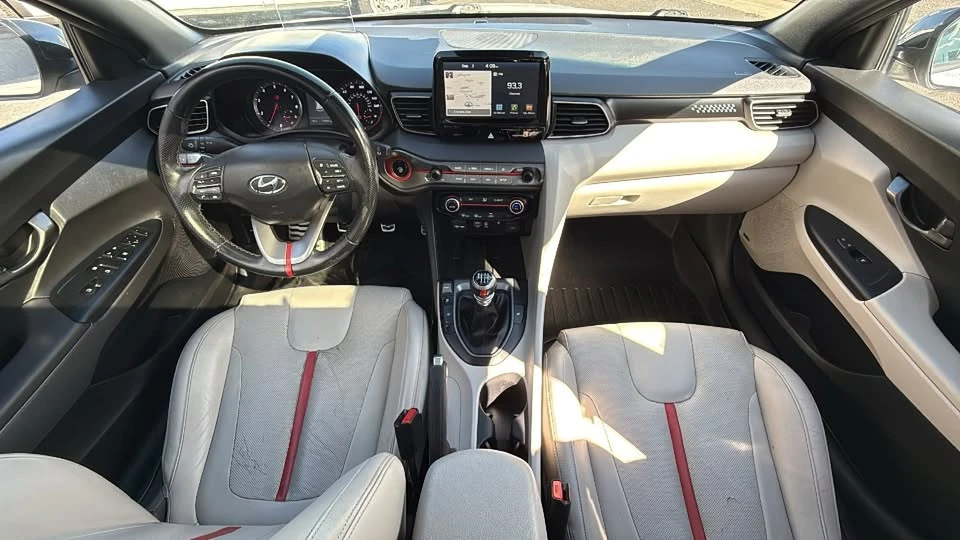 2019 Hyundai Veloster N - Image 12 of 20