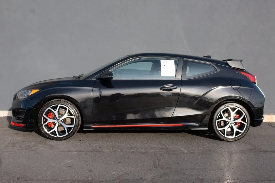 2019 Hyundai Veloster N - Image 2 of 19