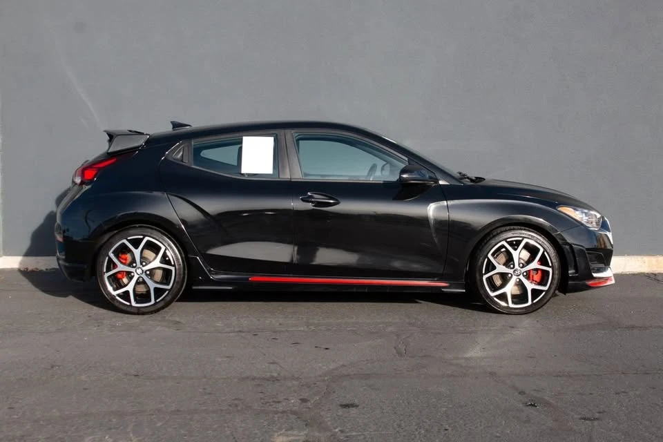 2019 Hyundai Veloster N - Image 7 of 19