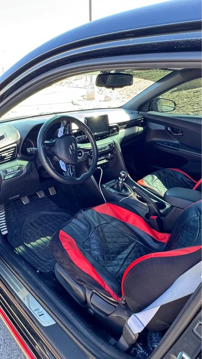 2019 Hyundai Veloster N - Image 6 of 9