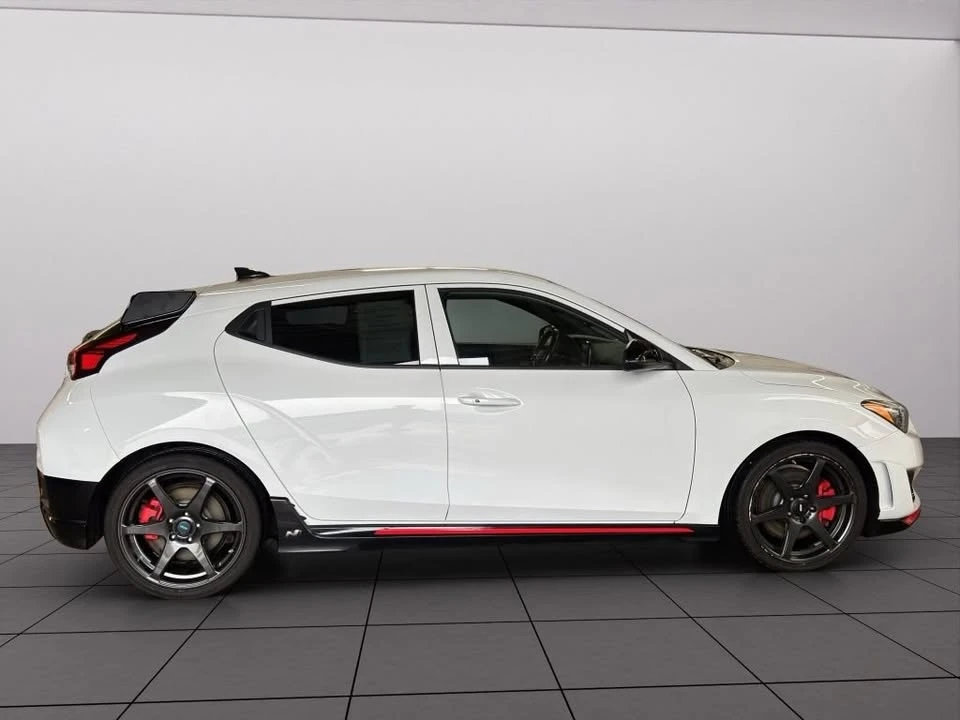 2019 Hyundai Veloster N - Image 18 of 20