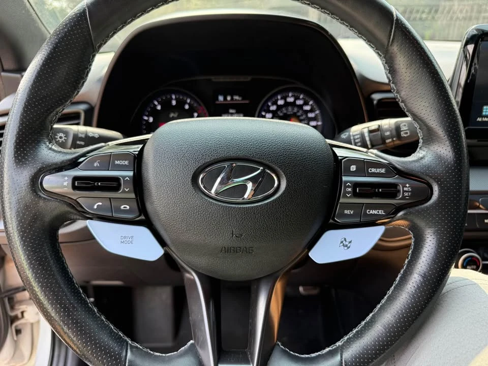 2019 Hyundai Veloster N - Image 13 of 16