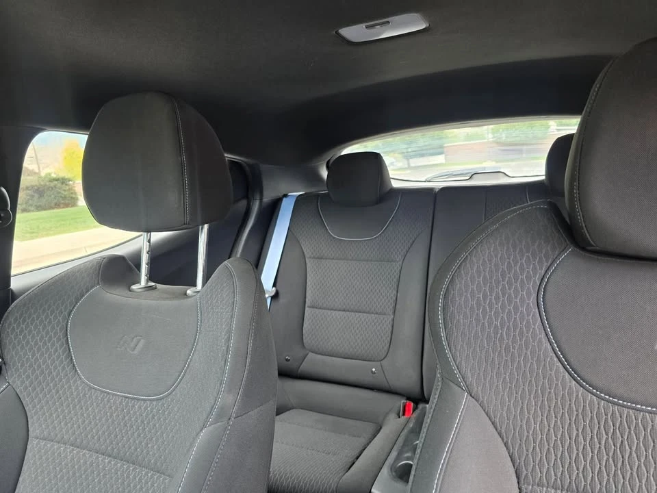 2019 Hyundai Veloster N - Image 17 of 19