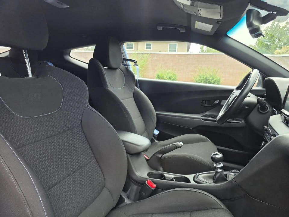 2019 Hyundai Veloster N - Image 15 of 19