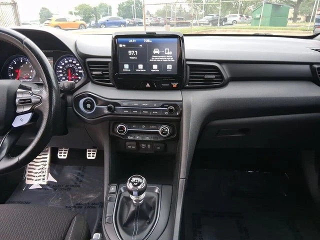 2019 Hyundai Veloster N - Image 12 of 20