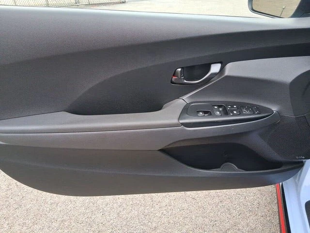 2019 Hyundai Veloster N - Image 10 of 20