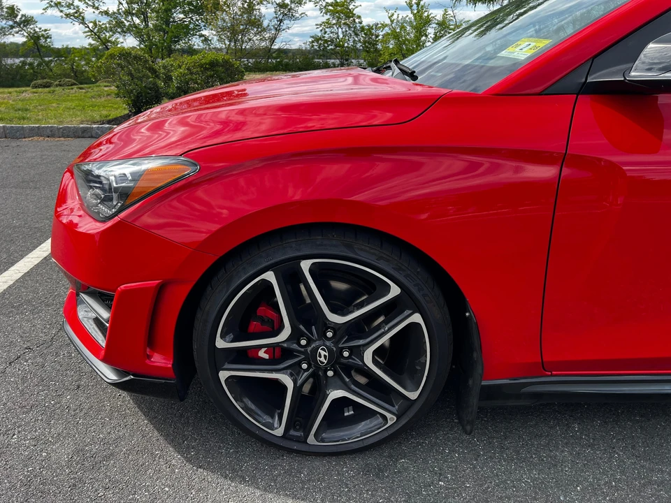 2019 Hyundai Veloster N - Image 11 of 31