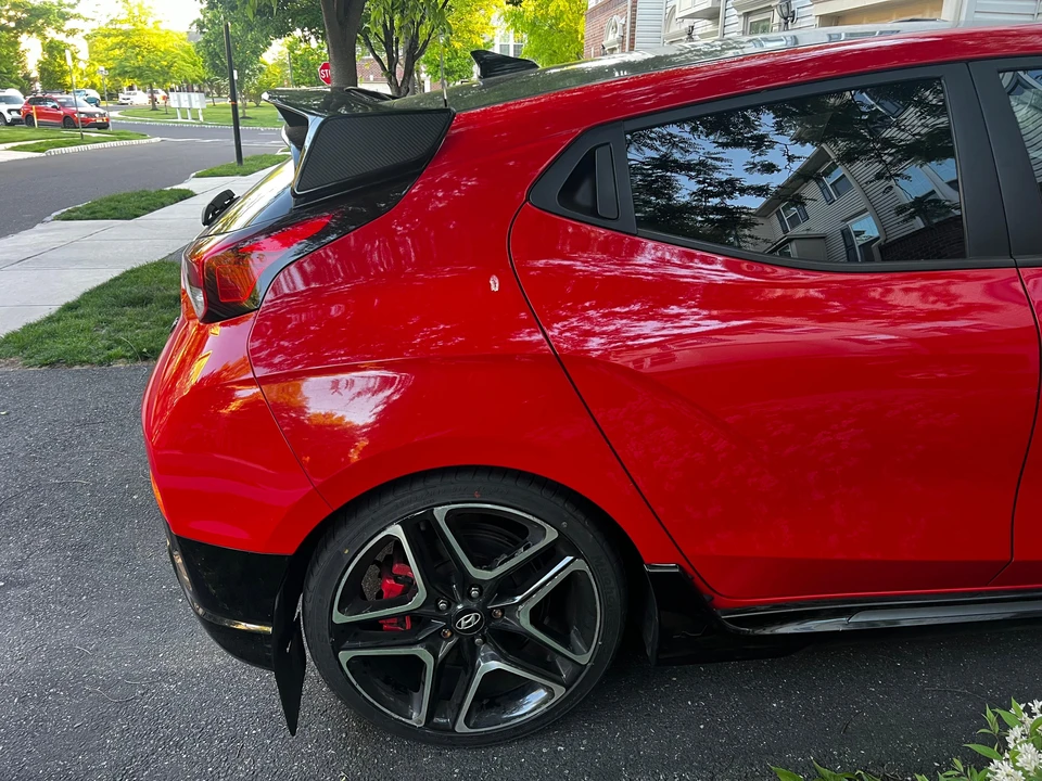 2019 Hyundai Veloster N - Image 13 of 31