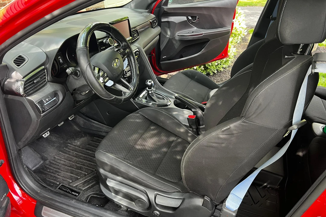 2019 Hyundai Veloster N - Image 28 of 31