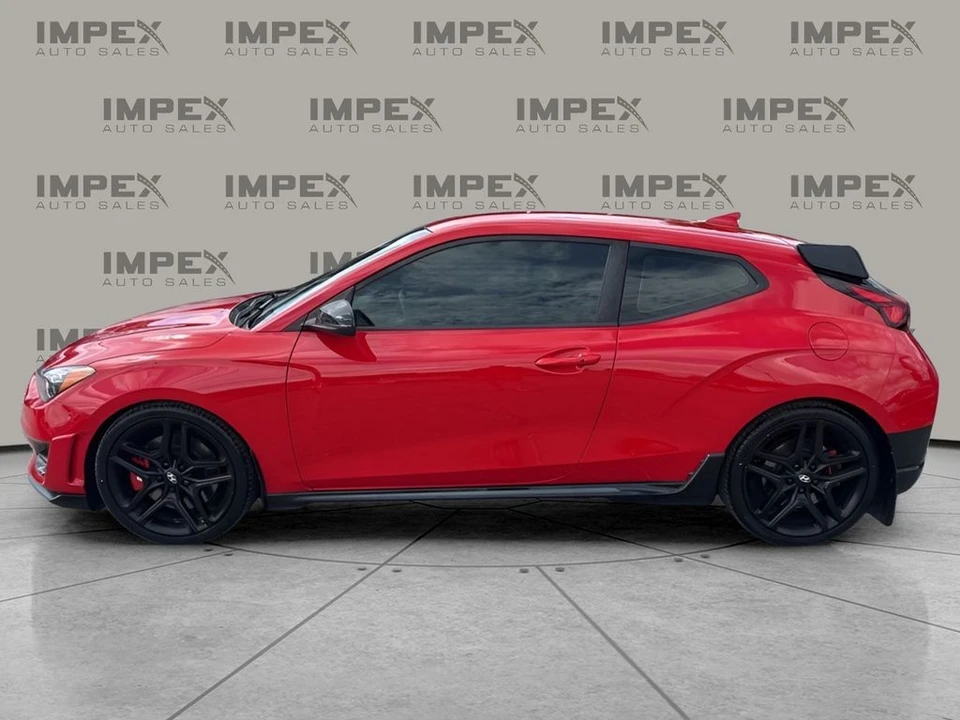 2019 Hyundai Veloster N - Image 2 of 31