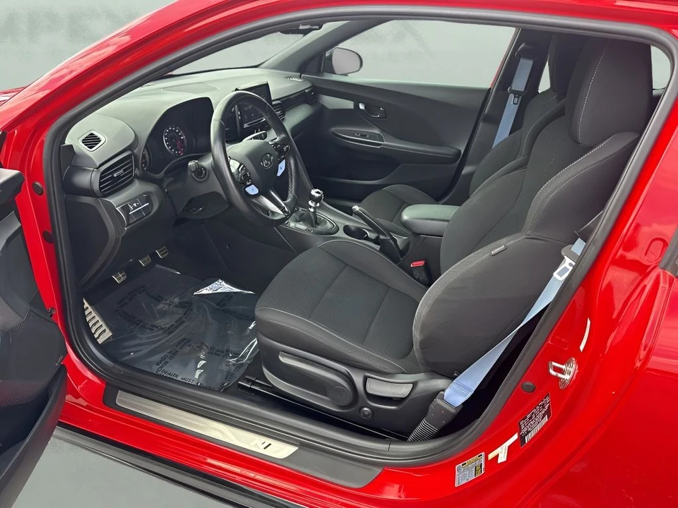 2019 Hyundai Veloster N - Image 9 of 31