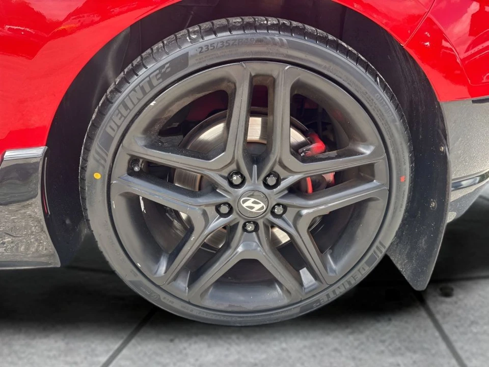 2019 Hyundai Veloster N - Image 29 of 31