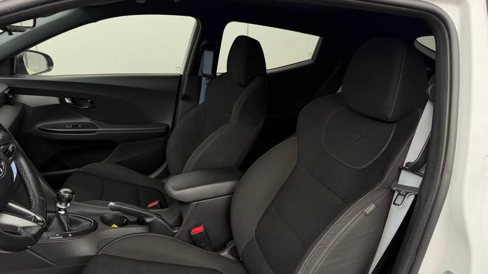 2019 Hyundai Veloster N - Image 11 of 14