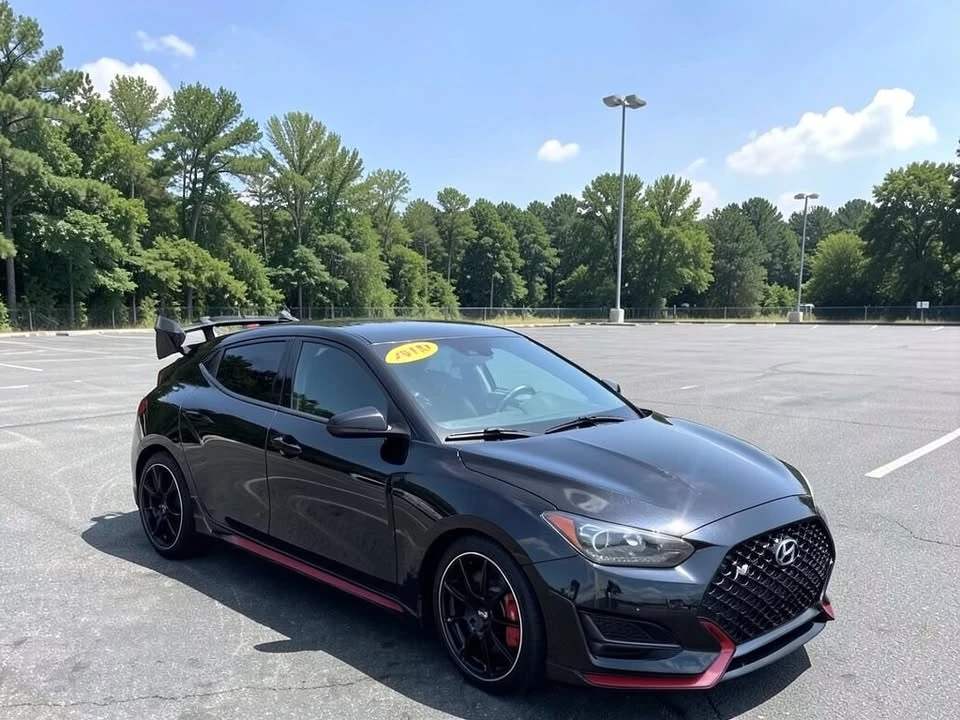 2019 Hyundai Veloster N - Image 2 of 20