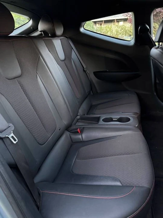 2019 Hyundai Veloster - Image 9 of 15