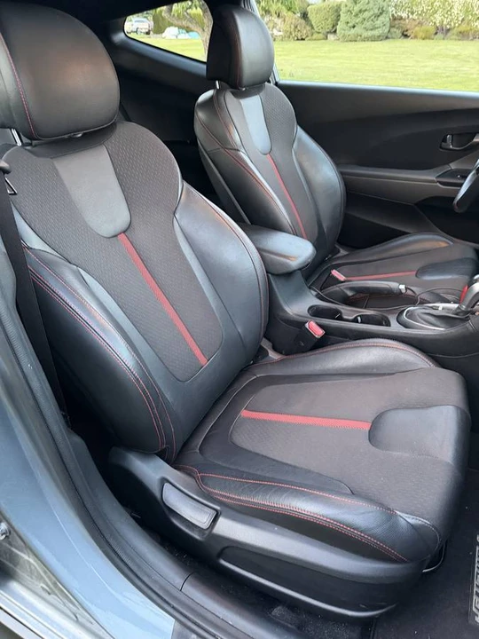 2019 Hyundai Veloster - Image 7 of 15