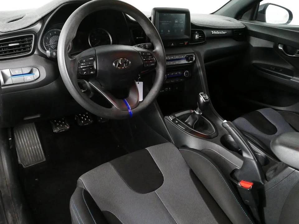 2019 Hyundai Veloster N - Image 11 of 17