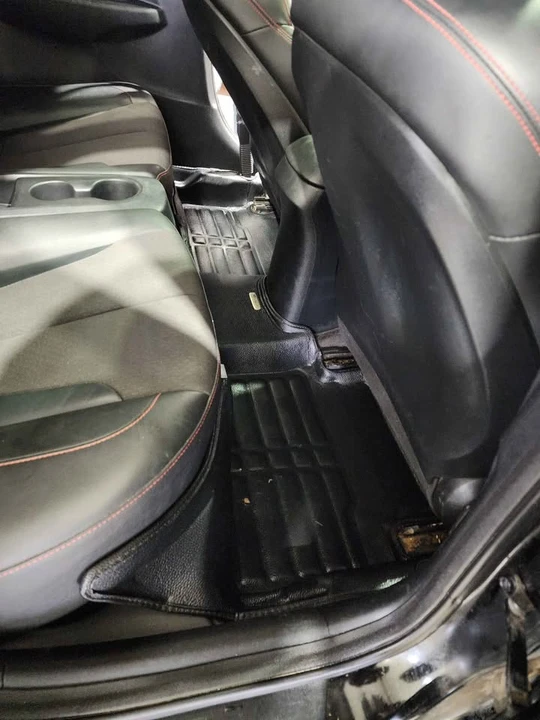 2019 Hyundai Veloster N - Image 10 of 12