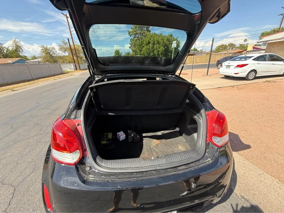 2019 Hyundai Veloster N - Image 7 of 12