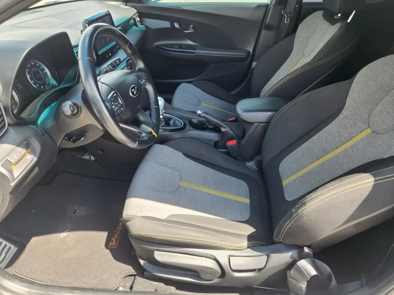 2019 Hyundai Veloster N - Image 7 of 12