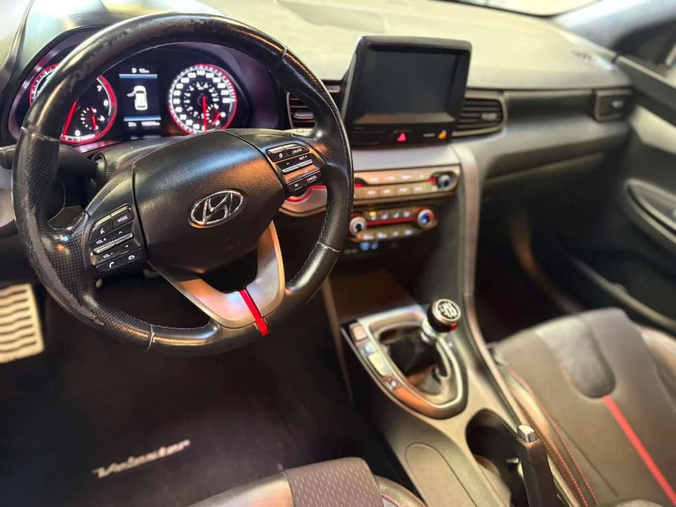 2019 Hyundai Veloster - Image 8 of 10