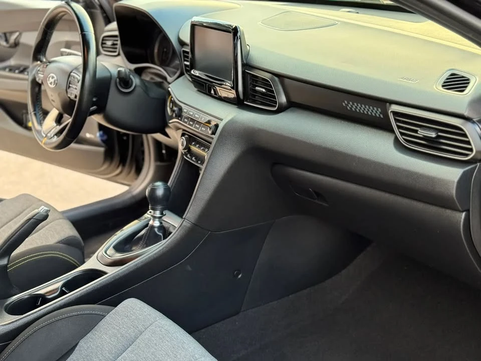 2019 Hyundai Veloster N - Image 12 of 19