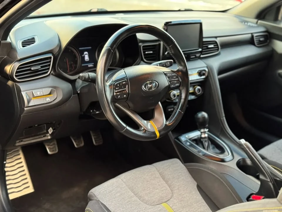 2019 Hyundai Veloster N - Image 10 of 19