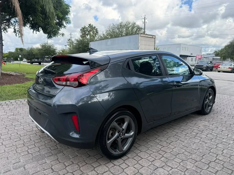 2019 Hyundai Veloster - Image 11 of 16