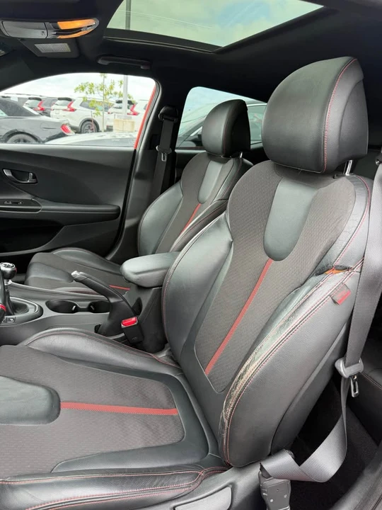 2019 Hyundai Veloster N - Image 8 of 11
