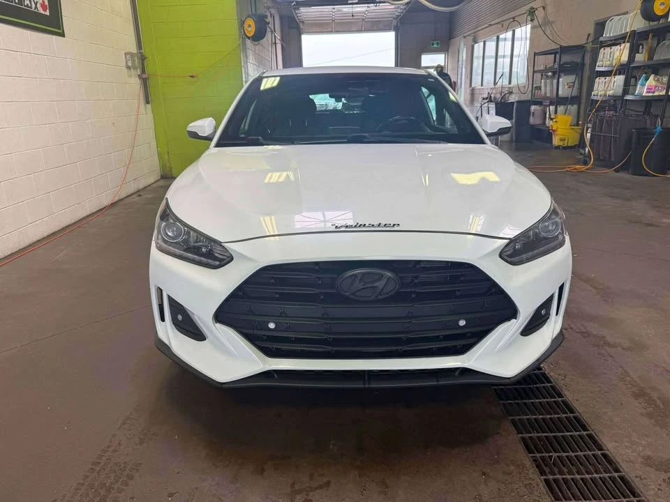 2019 Hyundai Veloster - Image 2 of 10
