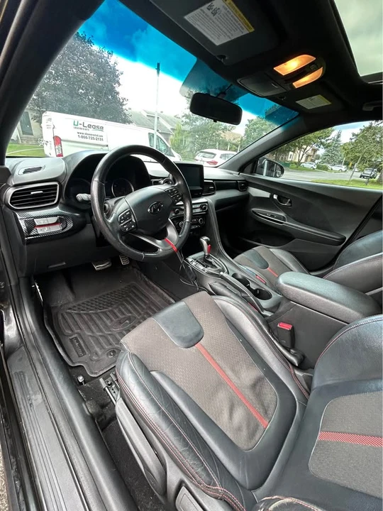 2019 Hyundai Veloster - Image 4 of 9