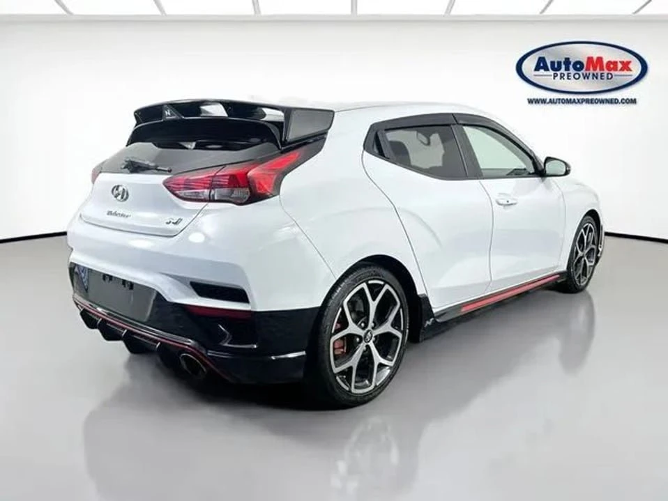 2019 Hyundai Veloster N - Image 2 of 20