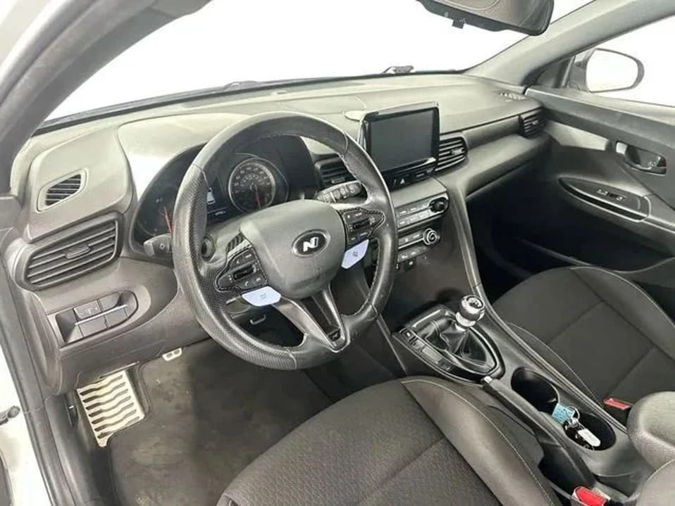 2019 Hyundai Veloster N - Image 10 of 20