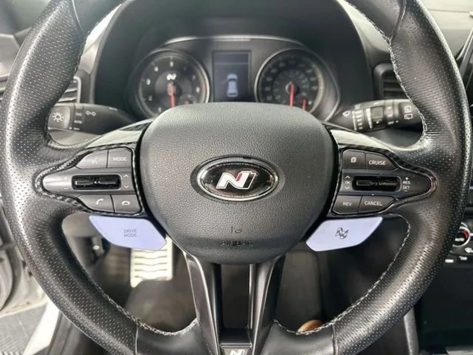 2019 Hyundai Veloster N - Image 18 of 20