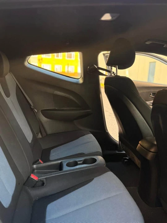 2019 Hyundai Veloster - Image 19 of 19