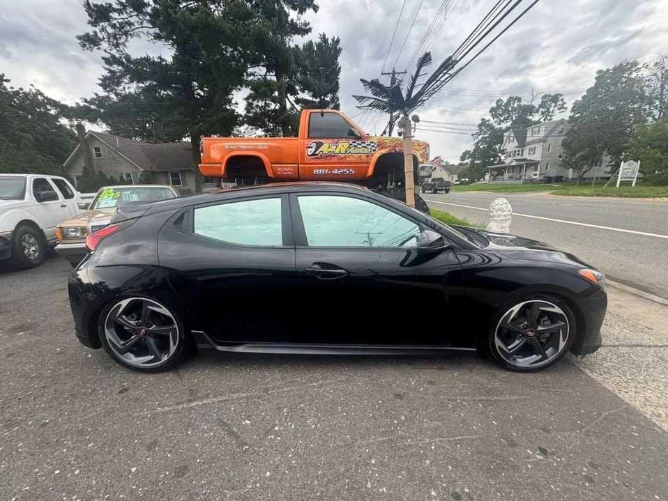 2019 Hyundai Veloster - Image 6 of 17