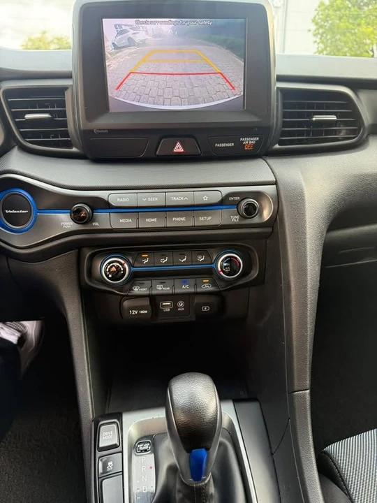 2019 Hyundai Veloster - Image 8 of 16