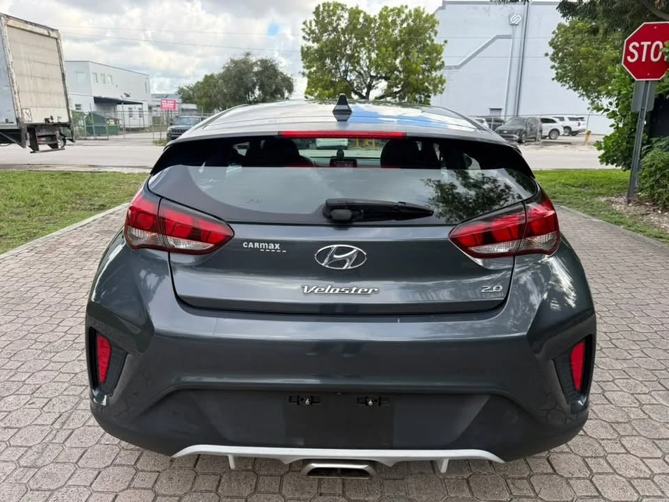 2019 Hyundai Veloster - Image 14 of 16