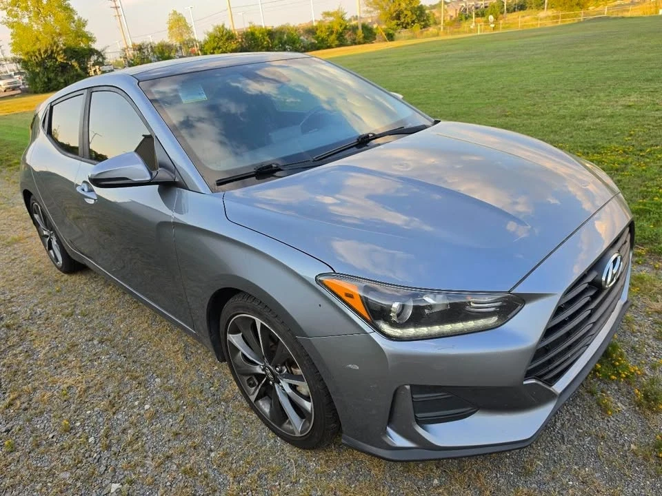 2019 Hyundai Veloster - Image 2 of 16