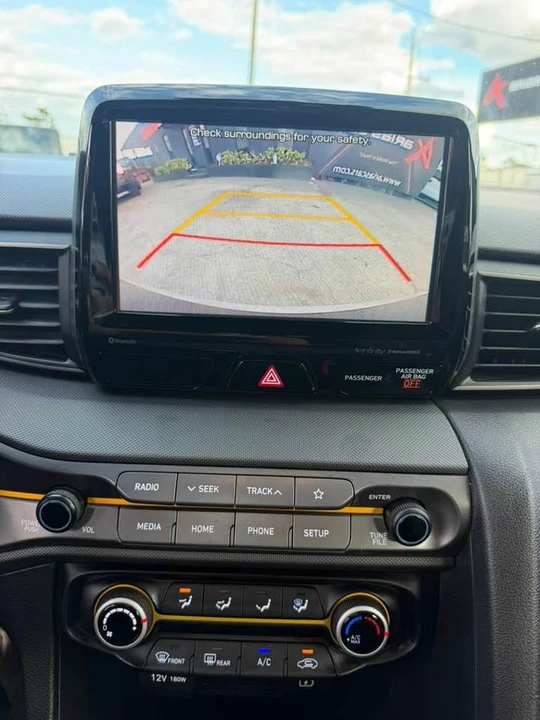 2019 Hyundai Veloster - Image 16 of 19