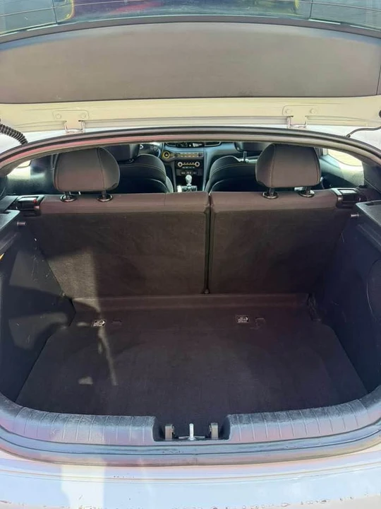 2019 Hyundai Veloster - Image 7 of 19