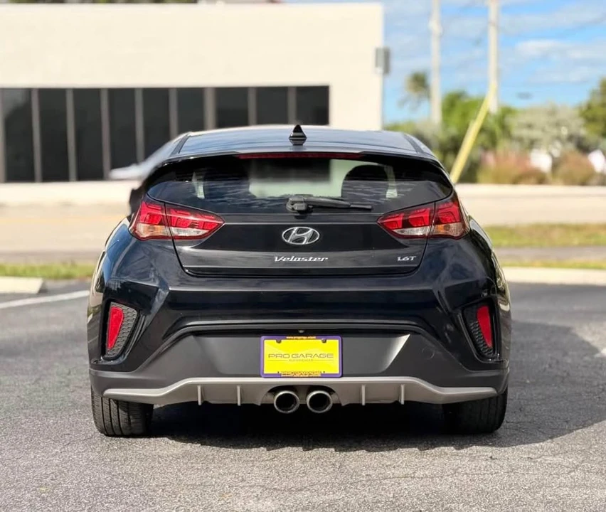 2019 Hyundai Veloster N - Image 2 of 12