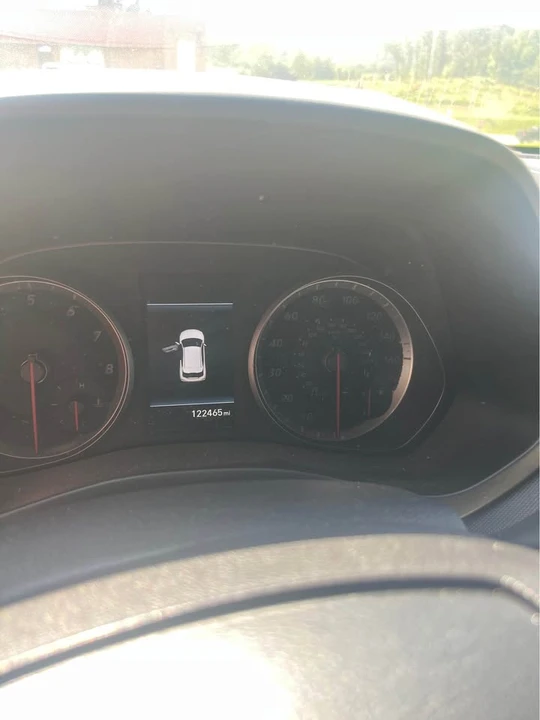 2019 Hyundai Veloster N - Image 5 of 9