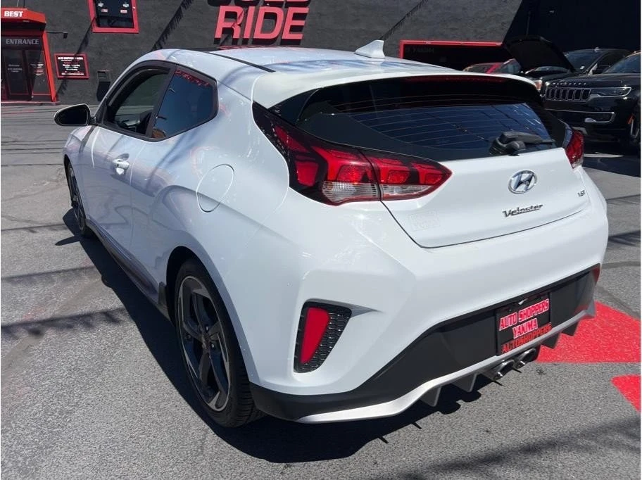 2019 Hyundai Veloster - Image 5 of 20