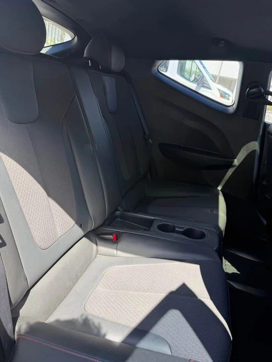 2019 Hyundai Veloster N - Image 13 of 15