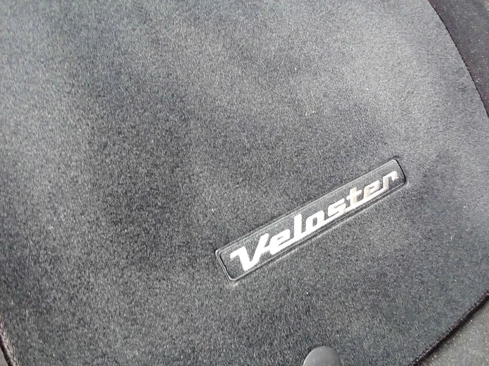 2019 Hyundai Veloster N - Image 7 of 14