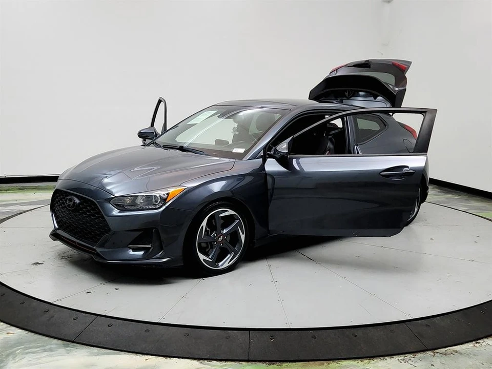 2019 Hyundai Veloster - Image 9 of 31