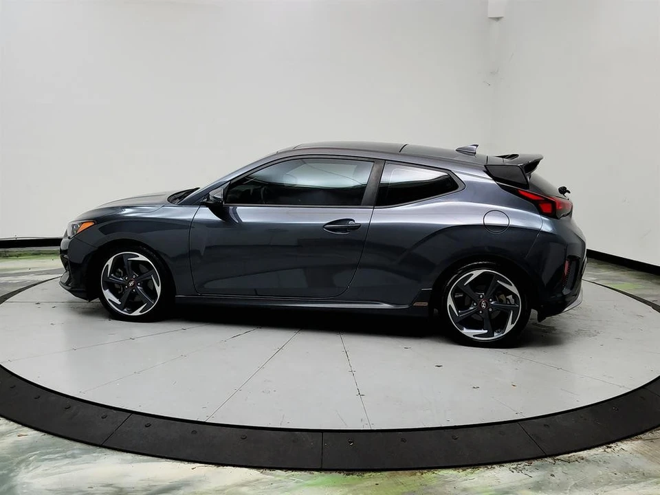 2019 Hyundai Veloster - Image 8 of 31