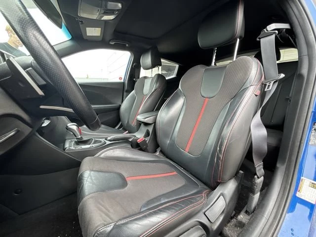 2019 Hyundai Veloster - Image 14 of 20